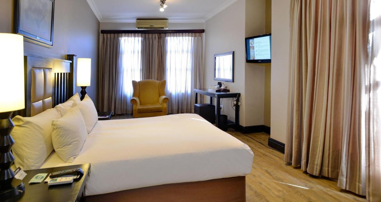 Anew Hotel Highveld Emalahleni ภายนอก รูปภาพ