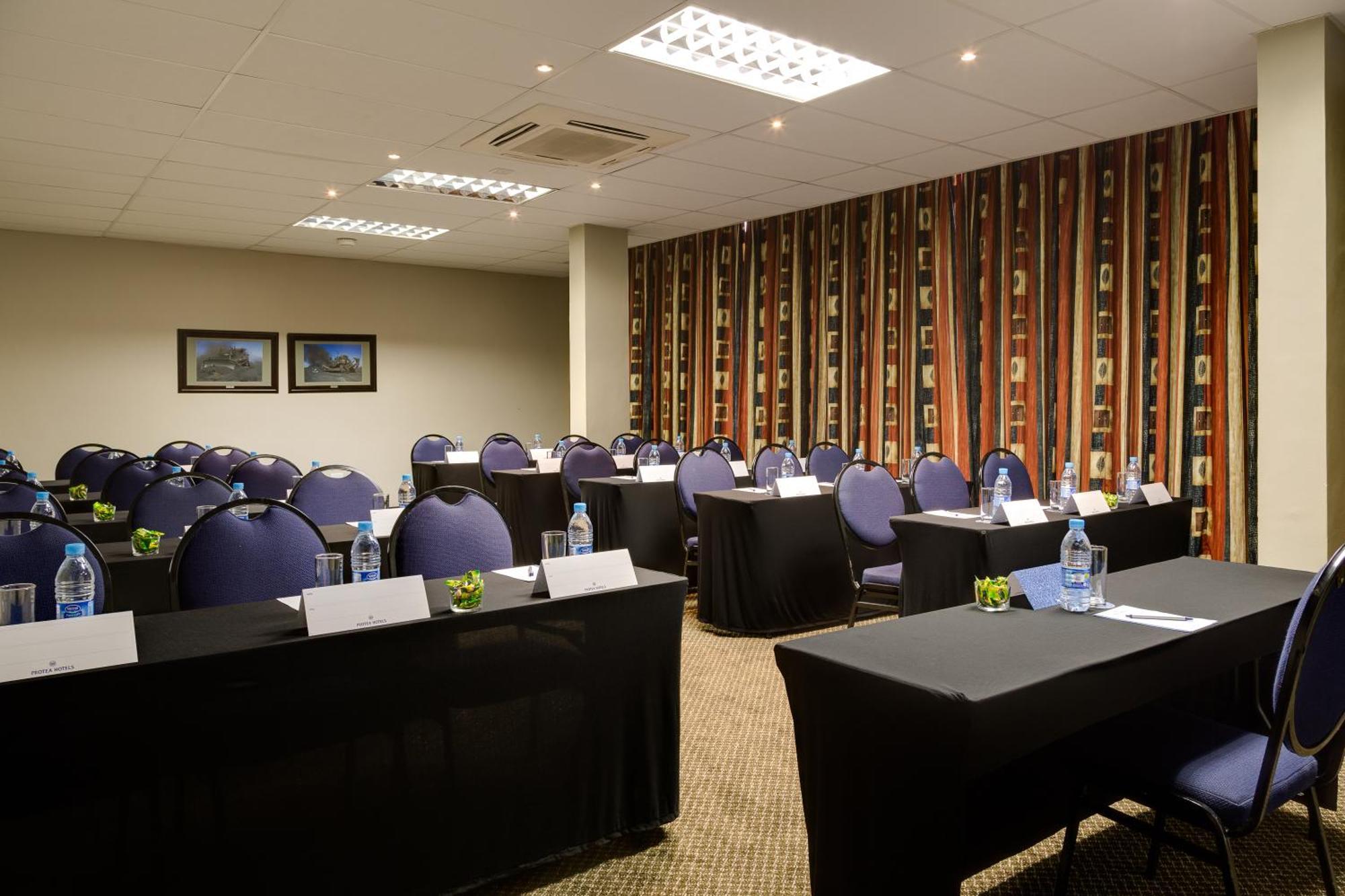 Anew Hotel Highveld Emalahleni ภายนอก รูปภาพ
